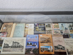 Разград - библиотека - изложба - Освобождение