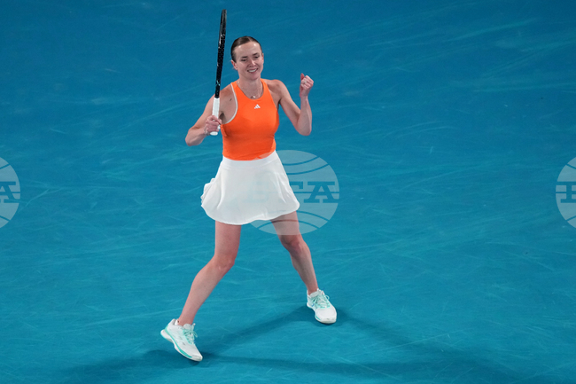 Елина Свитолина е на полуфинал на Откритото първенство на Австралия по тенис при жените след експресна победа над Коко Гоф