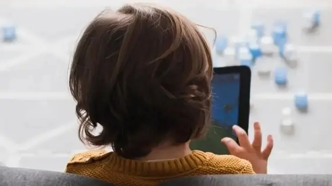 Казинформ: Казахстанското правителство разглежда възможността за забрана на социалните мрежи за деца под 14 години