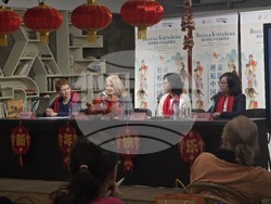 Клуб „Перото“ - Китайски национален театър - гостуване - пресконференция