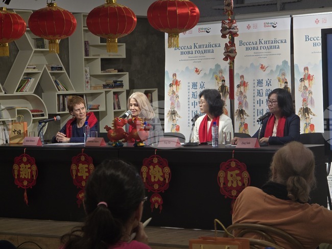 Европейската и китайската опера изразяват едни и същи човешки чувства с различни изразни средства, каза директорът на НДК Андрияна Петкова