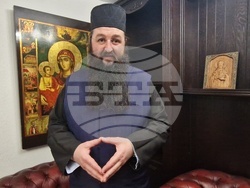 Троянски манастир - мощи на св. Давид от Евбея и св. Йоан Руски