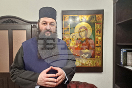 Троянски манастир - мощи на св. Давид от Евбея и св. Йоан Руски