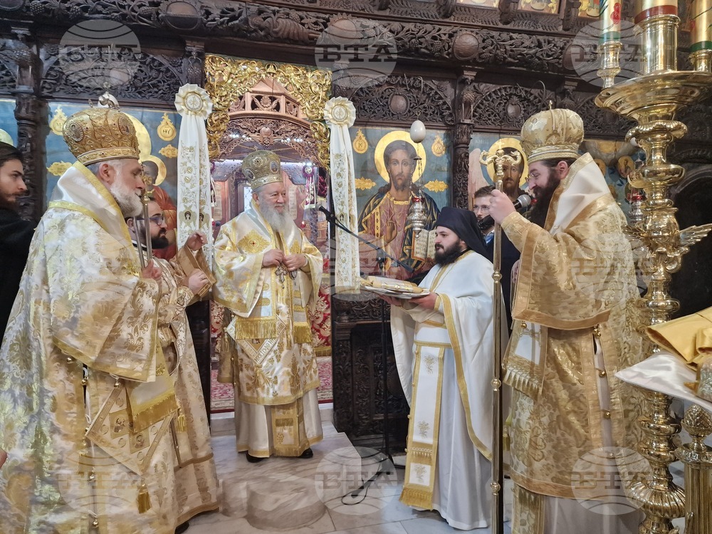 Троянски манастир - мощи на св. Давид от Евбея и св. Йоан Руски