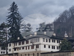 Троянски манастир - мощи на св. Давид от Евбея и св. Йоан Руски