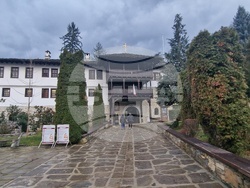 Троянски манастир - мощи на св. Давид от Евбея и св. Йоан Руски