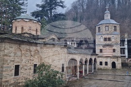 Троянски манастир - мощи на св. Давид от Евбея и св. Йоан Руски