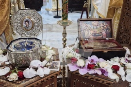 Троянски манастир - мощи на св. Давид от Евбея и св. Йоан Руски