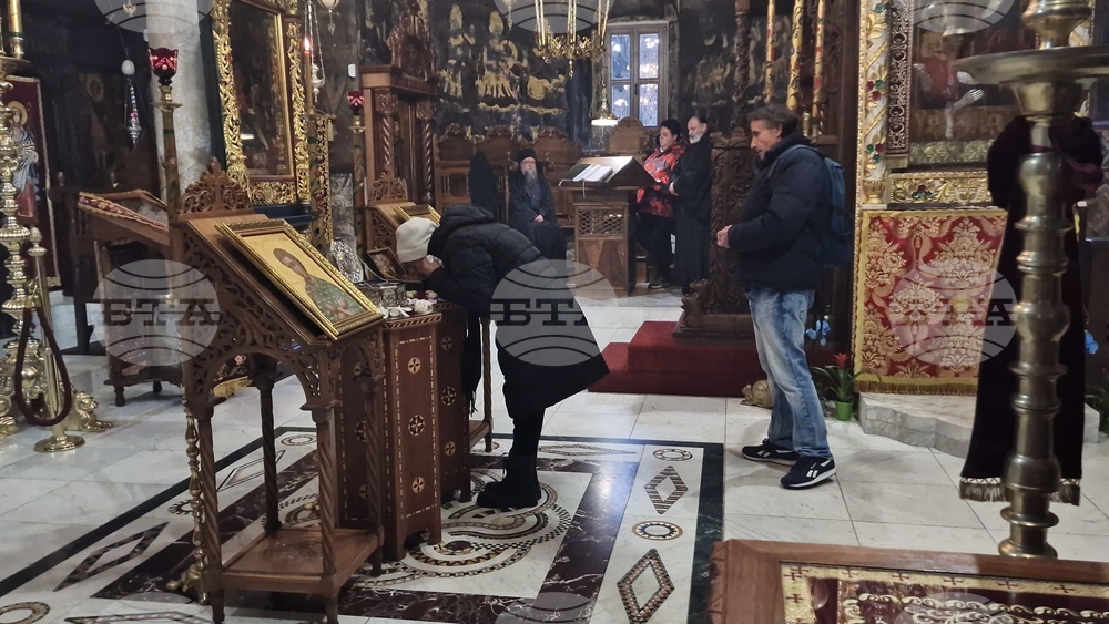 Троянски манастир - мощи на св. Давид от Евбея и св. Йоан Руски