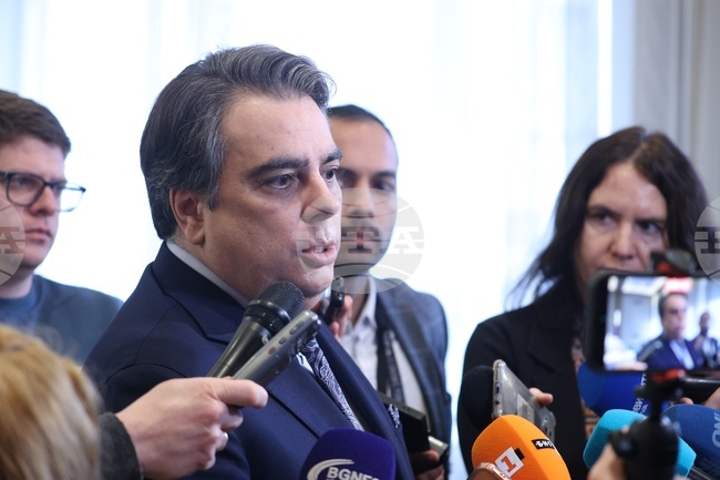 Асен Василев - брифинг