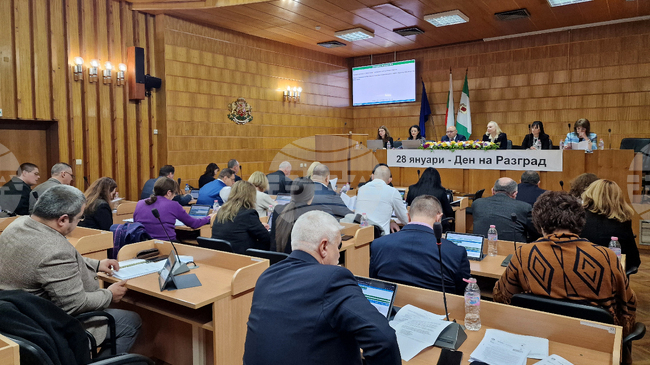 С тържествена и делова част премина първото за годината заседание на Общинския съвет в Разград