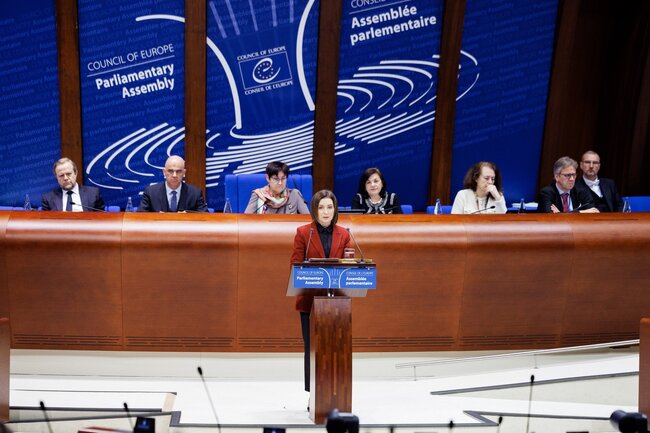 МОЛДПРЕС: Молдовският президент заяви, че Европа е изправена пред две войни - конвенционална и хибридна