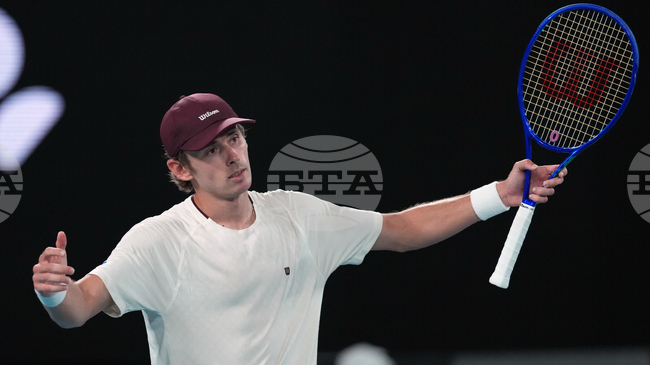  Квалификантът Патрик Кипсън отстрани двукратния шампион Алекс де Минор в първия кръг на тенис турнира в Акапулко