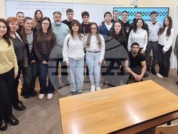 Силистра-съд-ученици