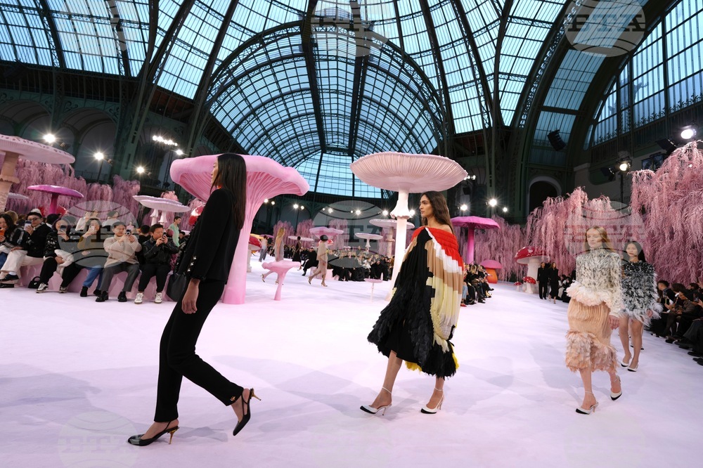 France Fashion Chanel S/S 26