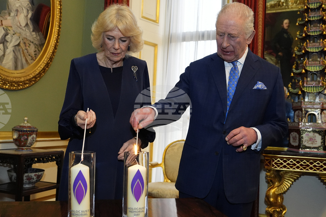 Британският крал и кралица Камила се срещнаха с оцелели от Холокоста 