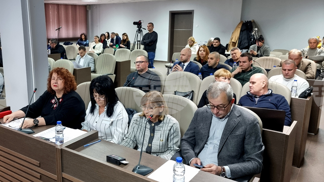 Решения, свързани с финанси, социални мерки и общински програми ще вземат днес общинските съветници във Враца