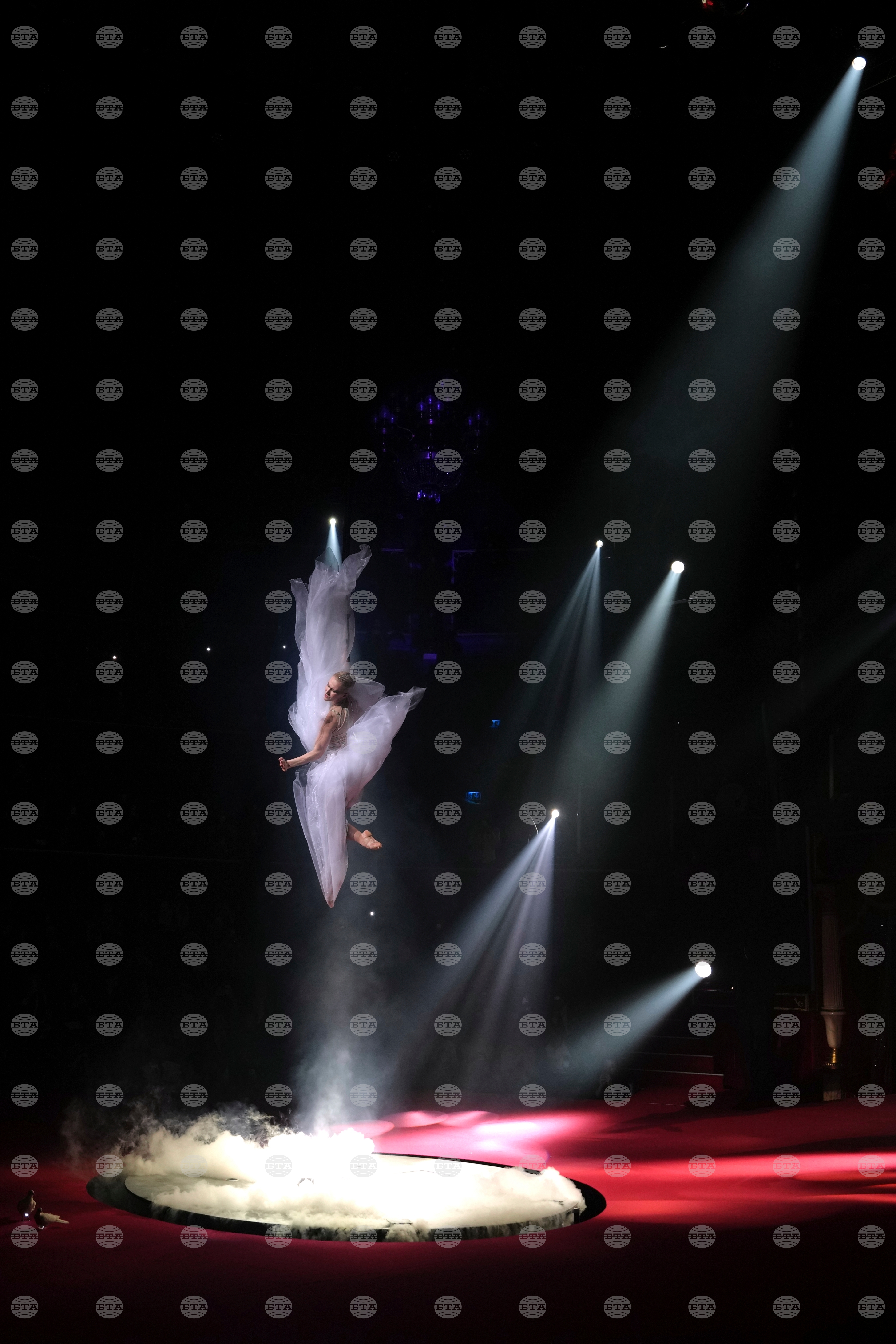 France Fashion Stephane Rolland S/S 26