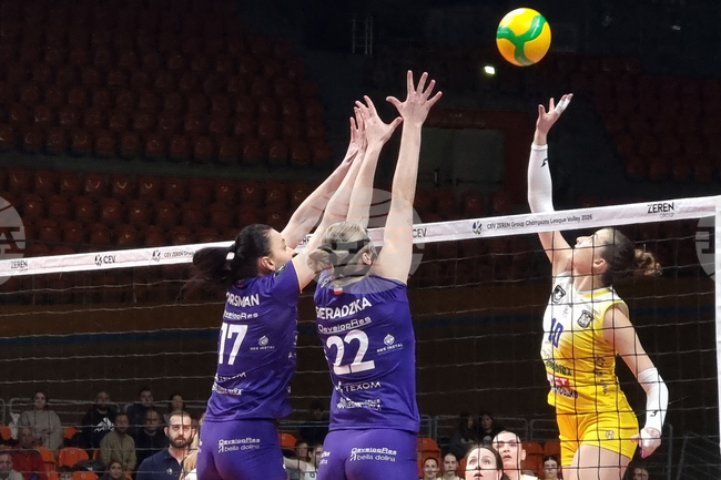 Марица (Пловдив) отстъпи при домакинството си на Девелопрес Жешув в Шампионската лига по волейбол за жени