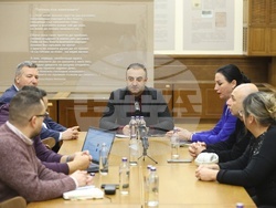 Национална библиотека „Св. св. Кирил и Методий" - читалищна дейност - среща