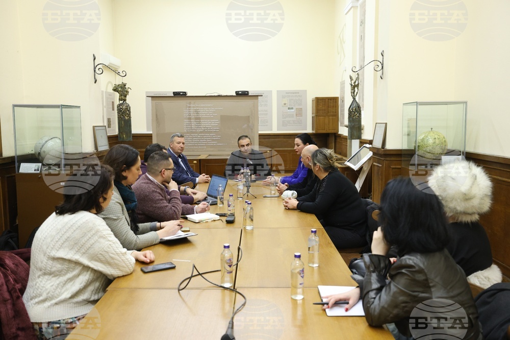 Национална библиотека „Св. св. Кирил и Методий" - читалищна дейност - среща