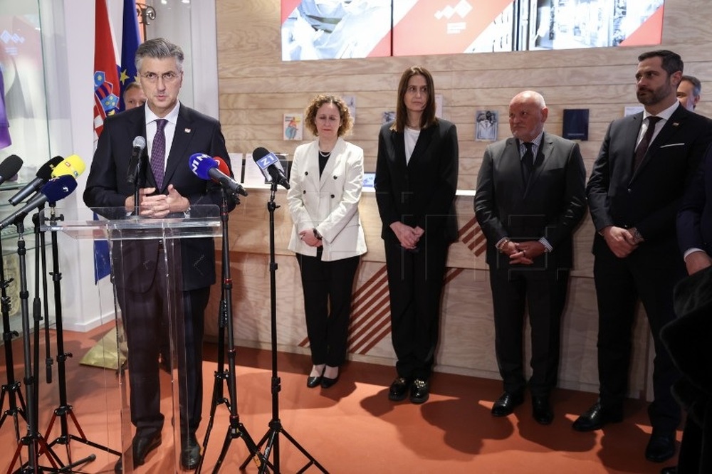 ХИНА: Премиерът Андрей Пленкович откри Хърватския музей на спорта в Загреб