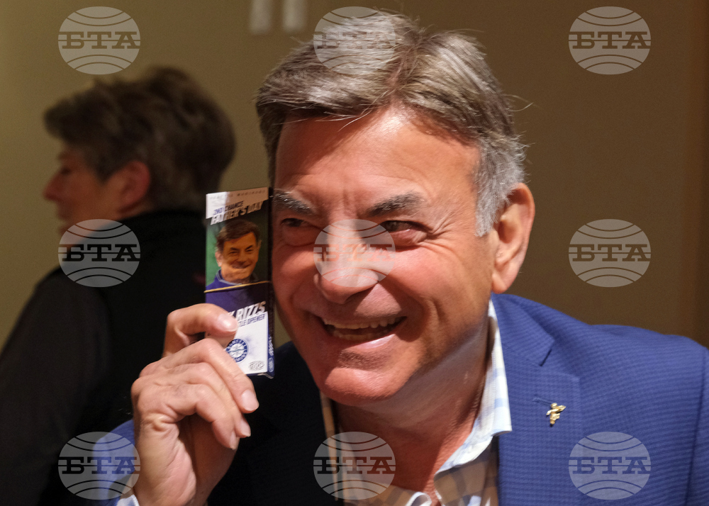 Mariners Rizzs Baseball