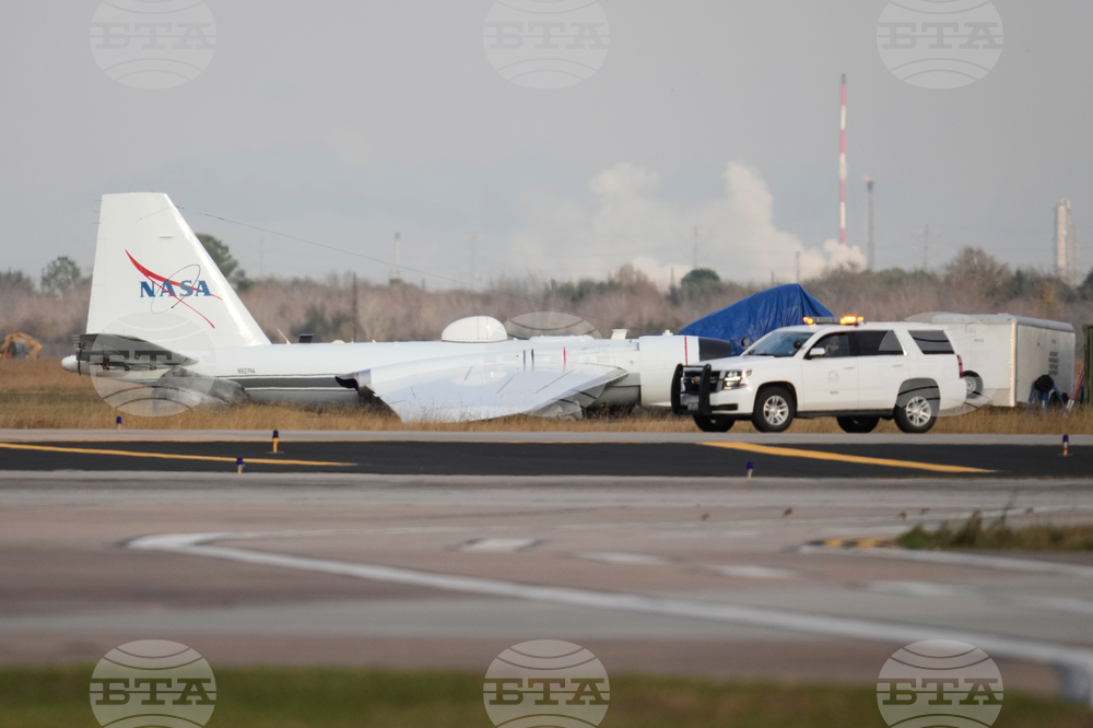 NASA Aircraft Belly Landing
