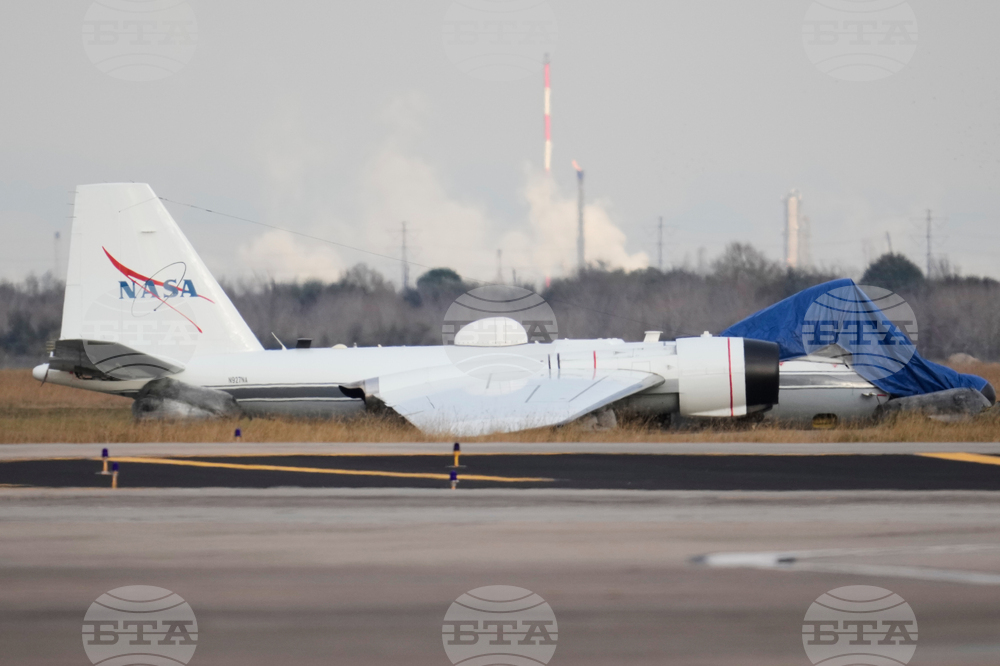 NASA Aircraft Belly Landing