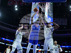 Bucks 76ers Basketball