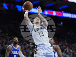 Bucks 76ers Basketball