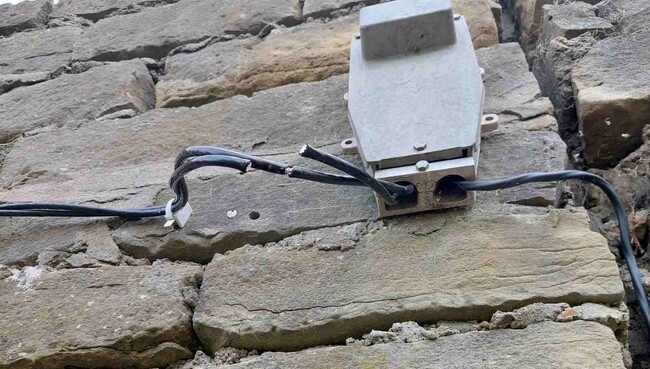 Злосторници прекъснаха уличното осветление в част от кв. „Вароша“ в Ловеч, повредата е отстранена