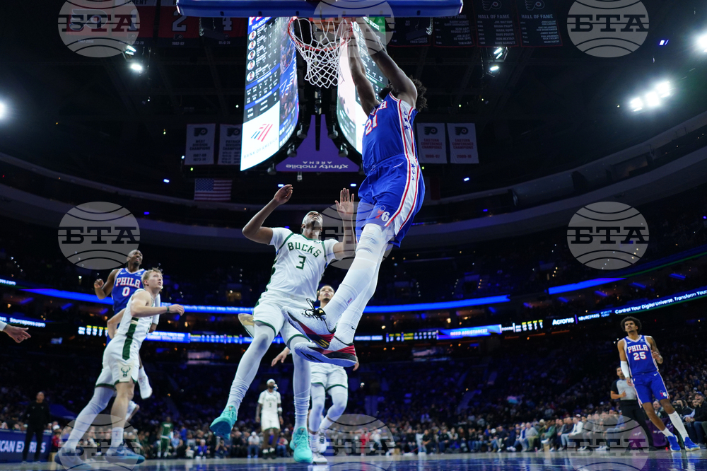 Bucks 76ers Basketball