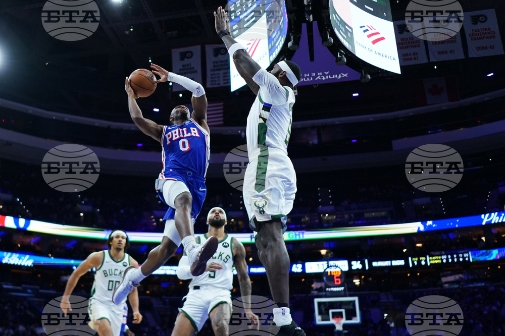 Bucks 76ers Basketball