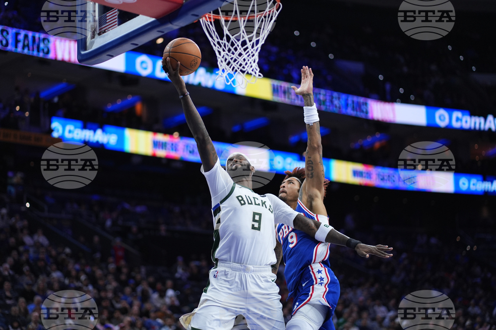 Bucks 76ers Basketball