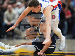 Pistons Nuggets Basketball