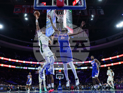 Bucks 76ers Basketball