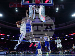 Bucks 76ers Basketball