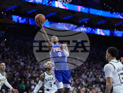 Bucks 76ers Basketball