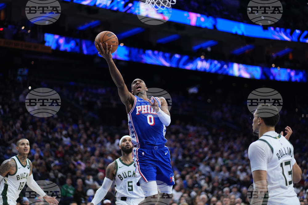 Bucks 76ers Basketball