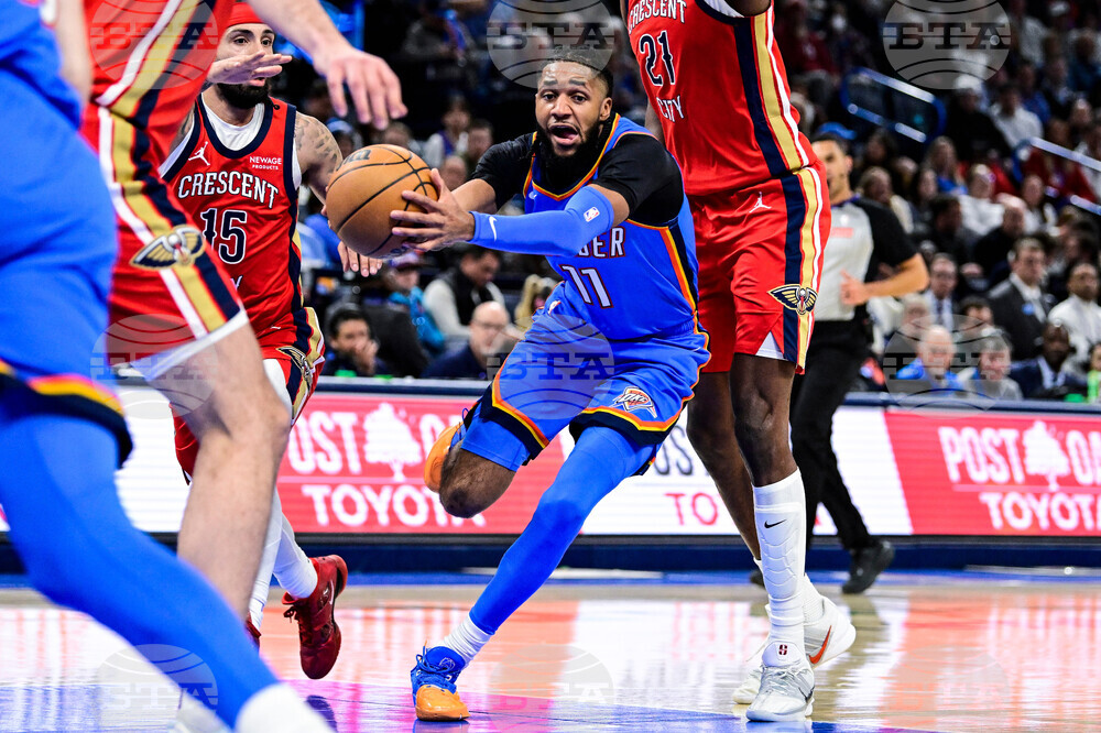 Pelicans Thunder Basketball