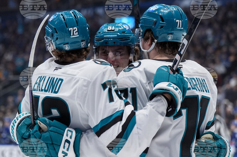 Sharks Canucks Hockey