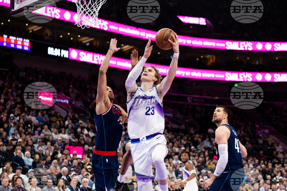 Clippers Jazz Basketball