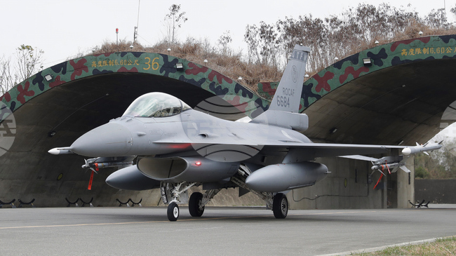Забавените доставки на изтребители Ф-16 за Тайван ще започнат още тази година, обяви тайванското министерство на отбраната