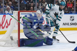 Sharks Canucks Hockey