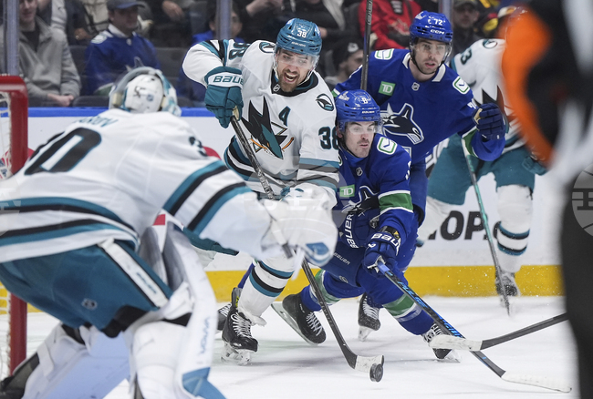 Уинипег Джетс постигна осма победа, но остава на дъното в Централната дивизия; шведски защитник помогна на Бъфало с хеттрик да остане в топ 3 на потока си