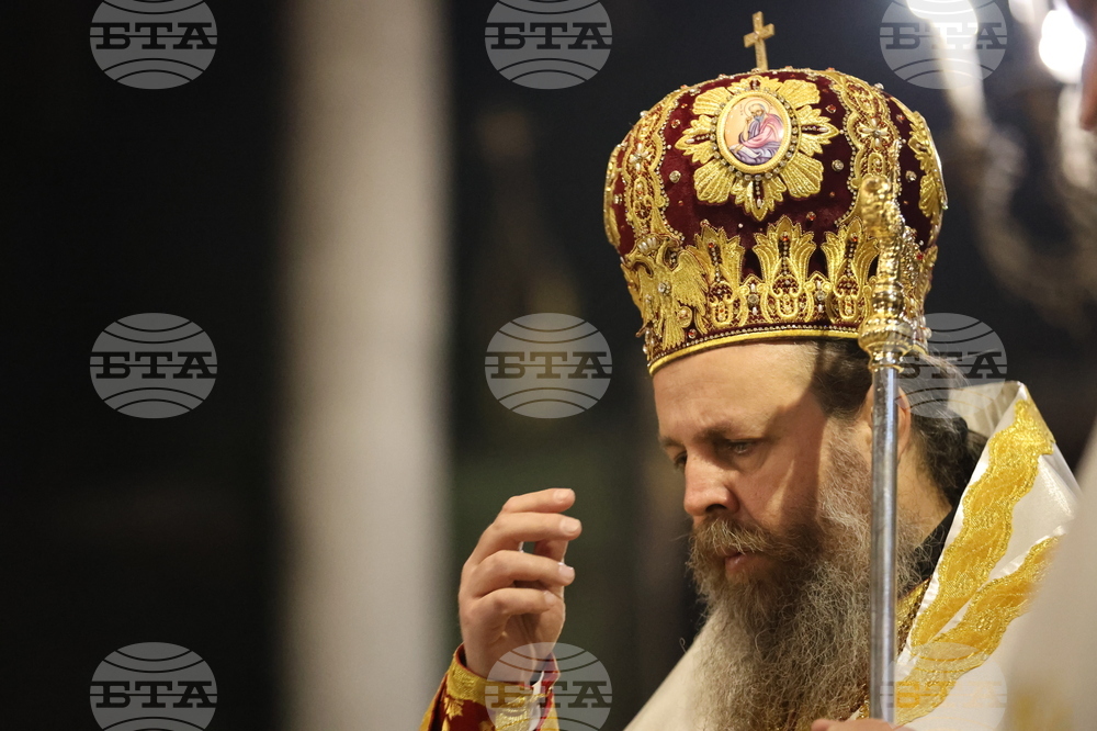 Благоевград - Митрополит Хризостом – Митрополит Серафим – делегация и светини - посрещане