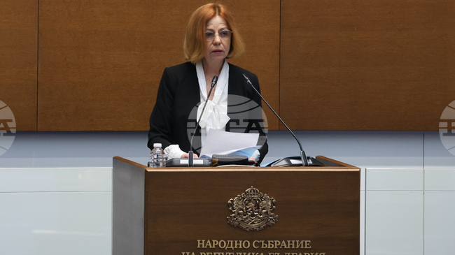 Холокостът показва докъде може да стигне човекът, когато другият престане да бъде човек за него, се казва в декларация на ГЕРБ-СДС