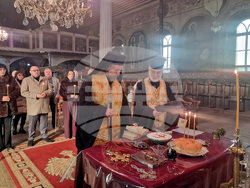 Разград - храм „Св. Николай Мирликийски Чудотворец” - литургия - Ден на Разград