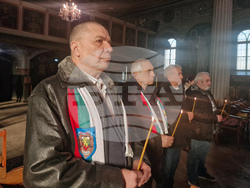 Разград - храм „Св. Николай Мирликийски Чудотворец” - литургия - Ден на Разград